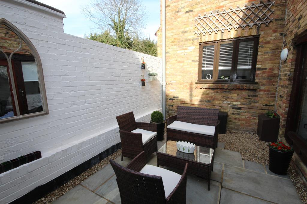 Harpenden House Quarto foto