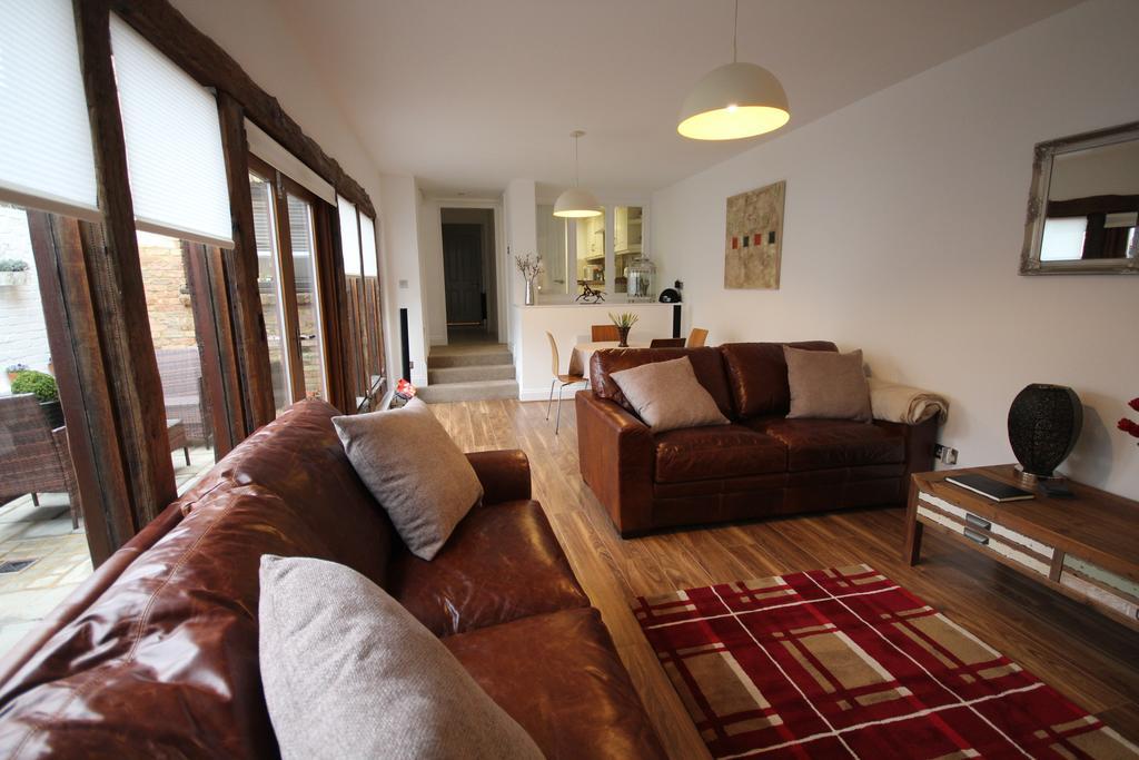 Harpenden House Quarto foto